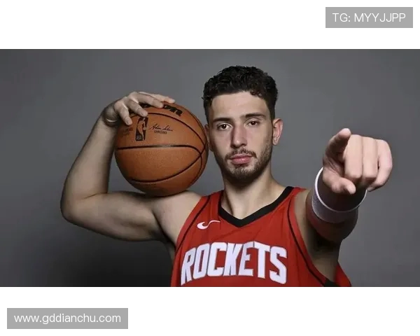 申京若提升罚球命中率本赛季有望迎得分新高火箭核心地位更稳