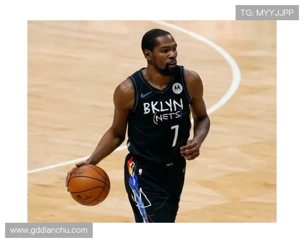 杜兰特高效轰下场均三十分攻防两端统治力全面爆发